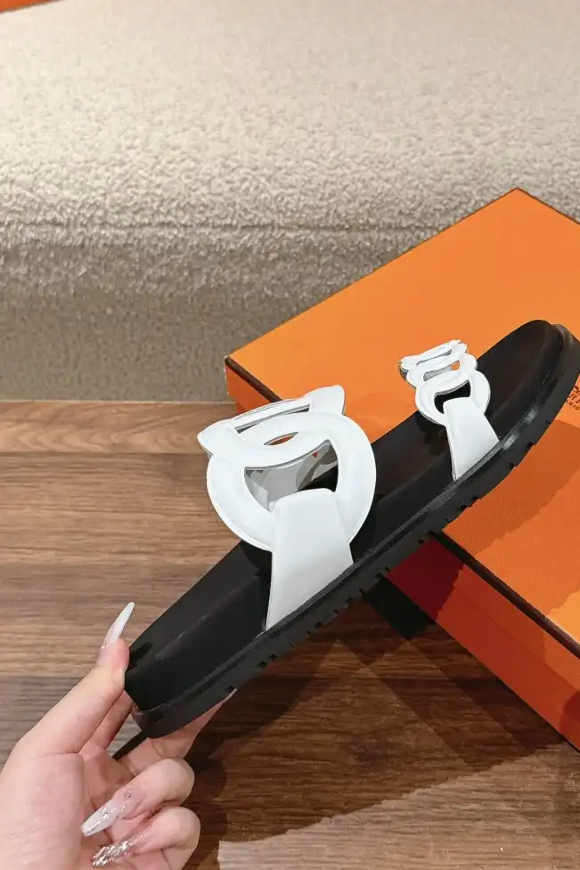 hype Hermes Slippers