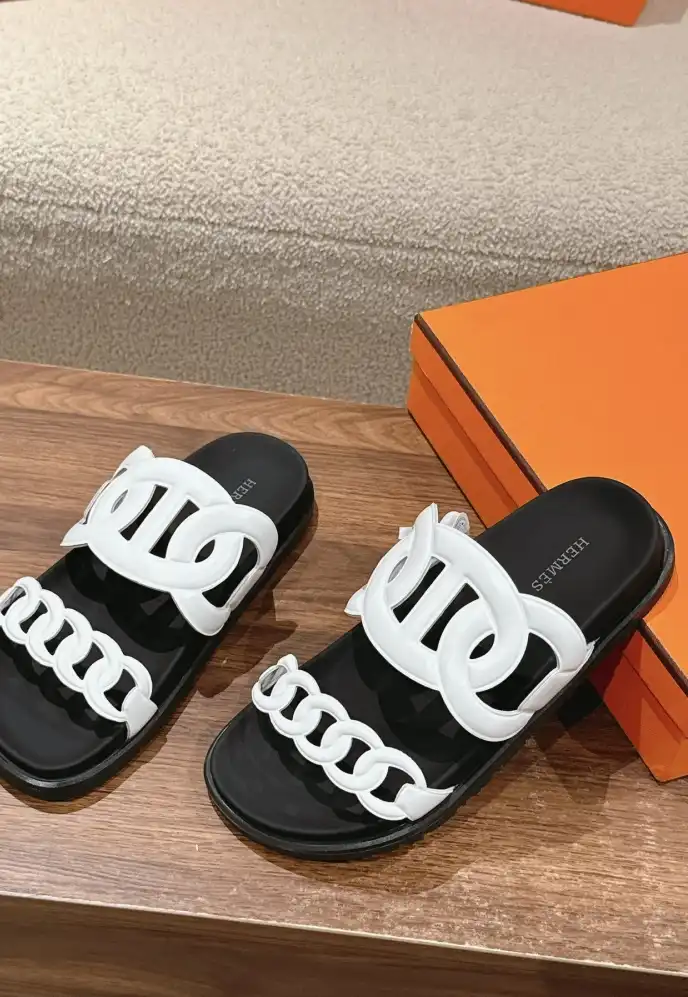 hype Hermes Slippers