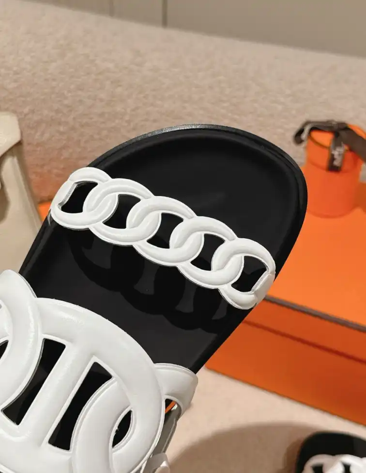 hype Hermes Slippers