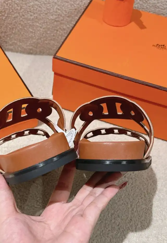 hype Hermes Slippers