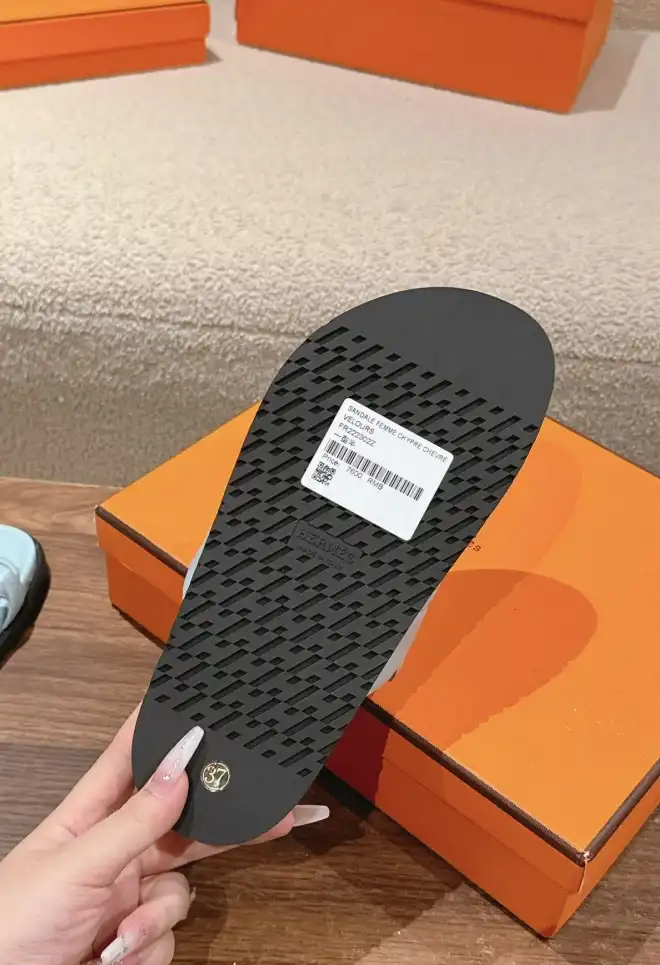 hype Hermes Slippers