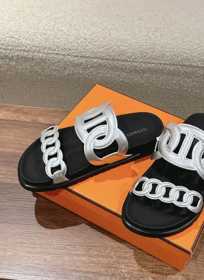 hype Hermes Slippers