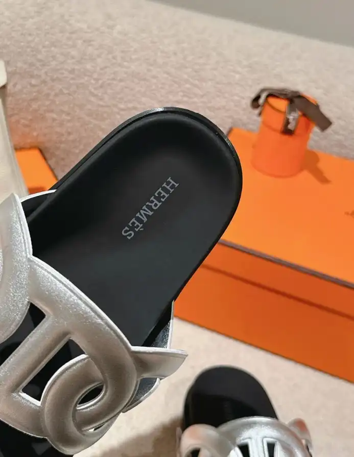 hype Hermes Slippers