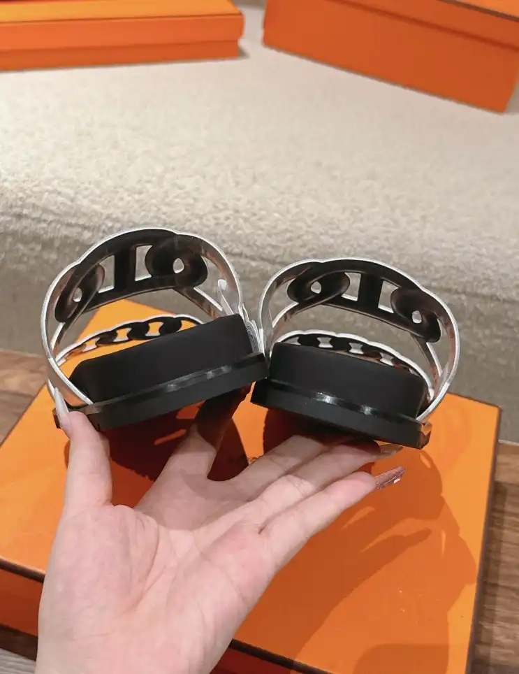 hype Hermes Slippers