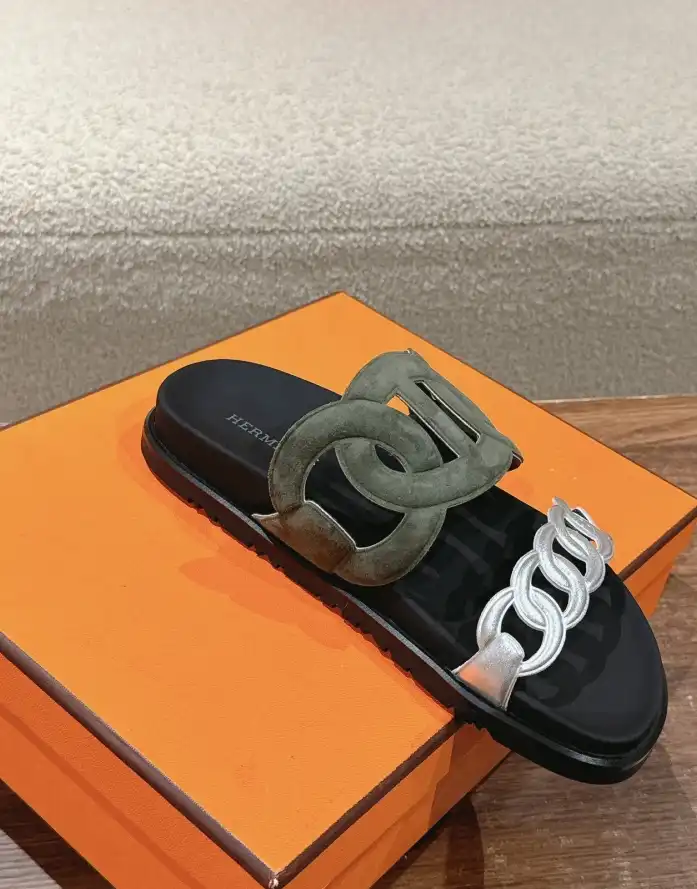 hype Hermes Slippers