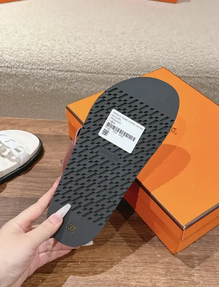 hype Hermes Slippers