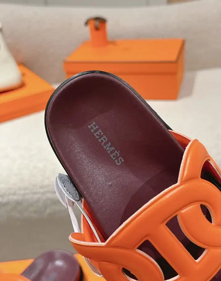 hype Hermes Slippers