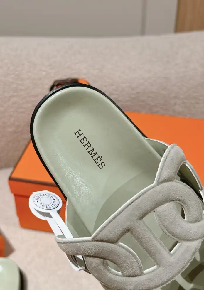 hype Hermes Slippers