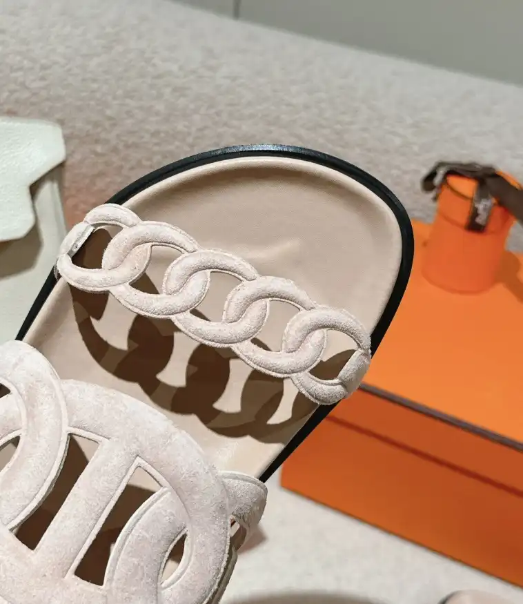 hype Hermes Slippers