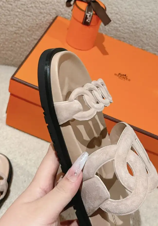 hype Hermes Slippers