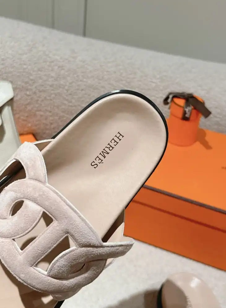 hype Hermes Slippers