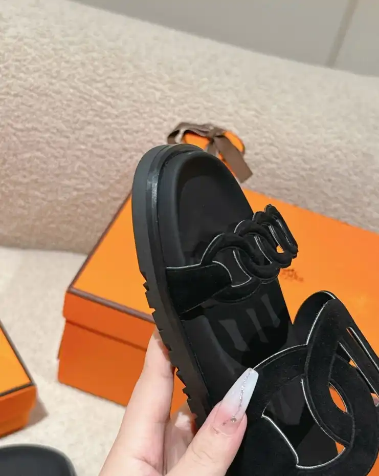 hype Hermes Slippers