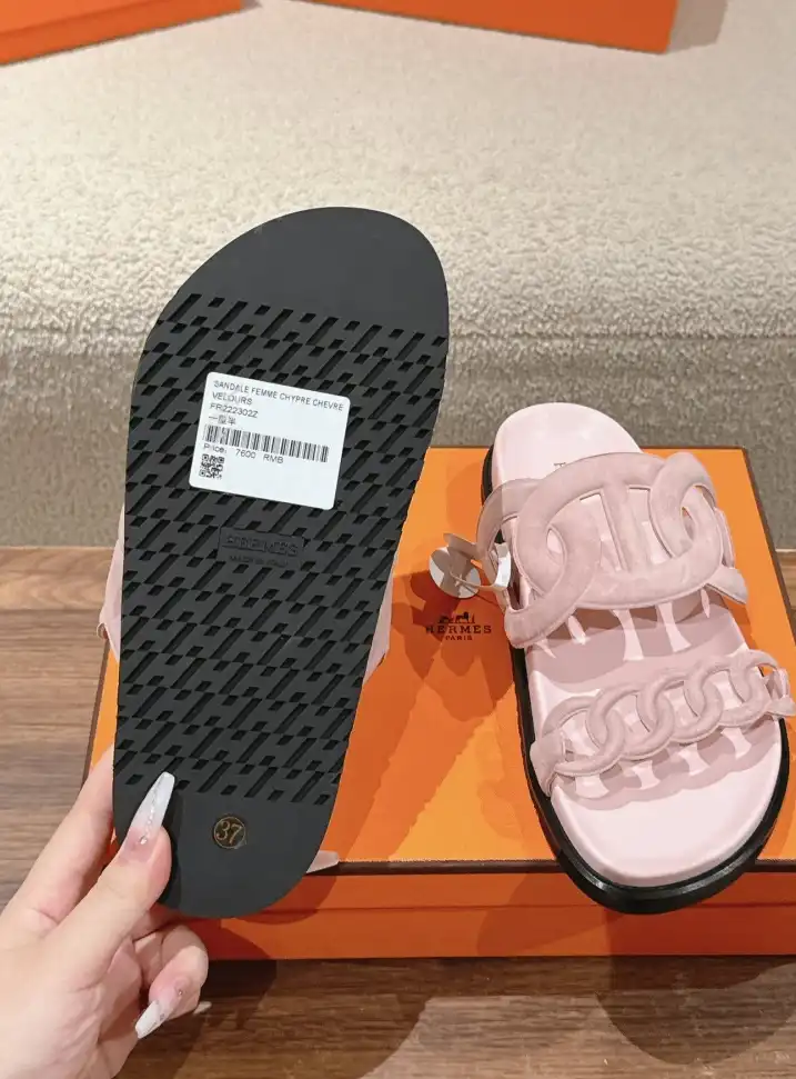 hype Hermes Slippers