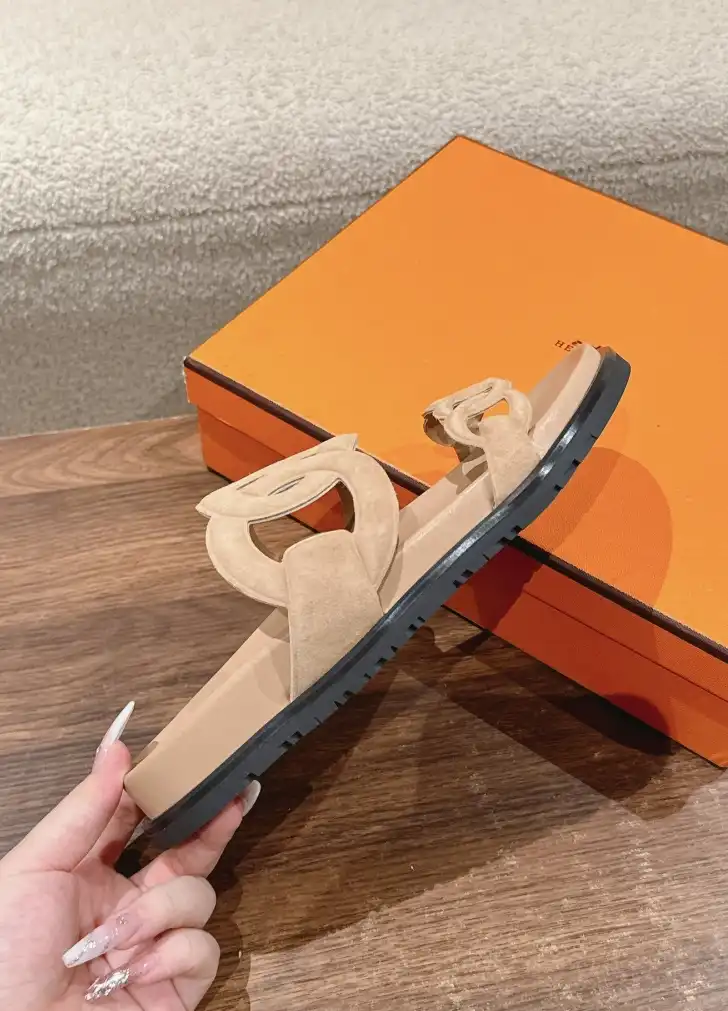 hype Hermes Slippers