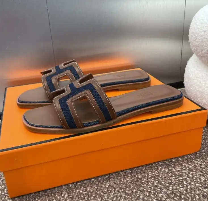 hype Hermes Slippers