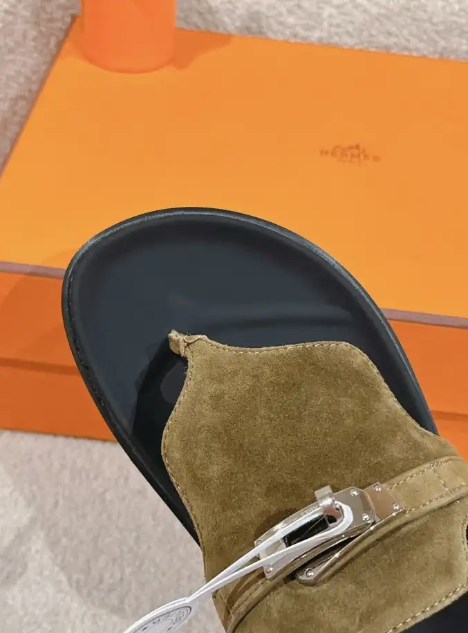 hype Hermes Slippers