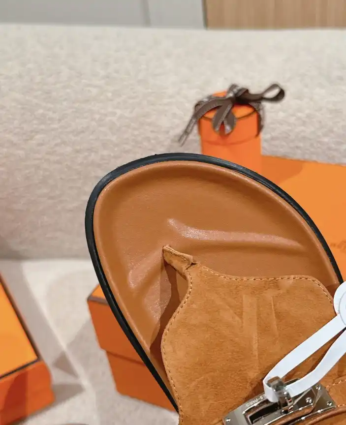 hype Hermes Slippers