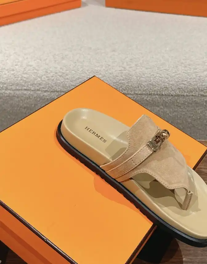 hype Hermes Slippers