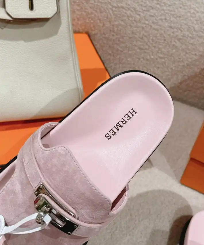 hype Hermes Slippers