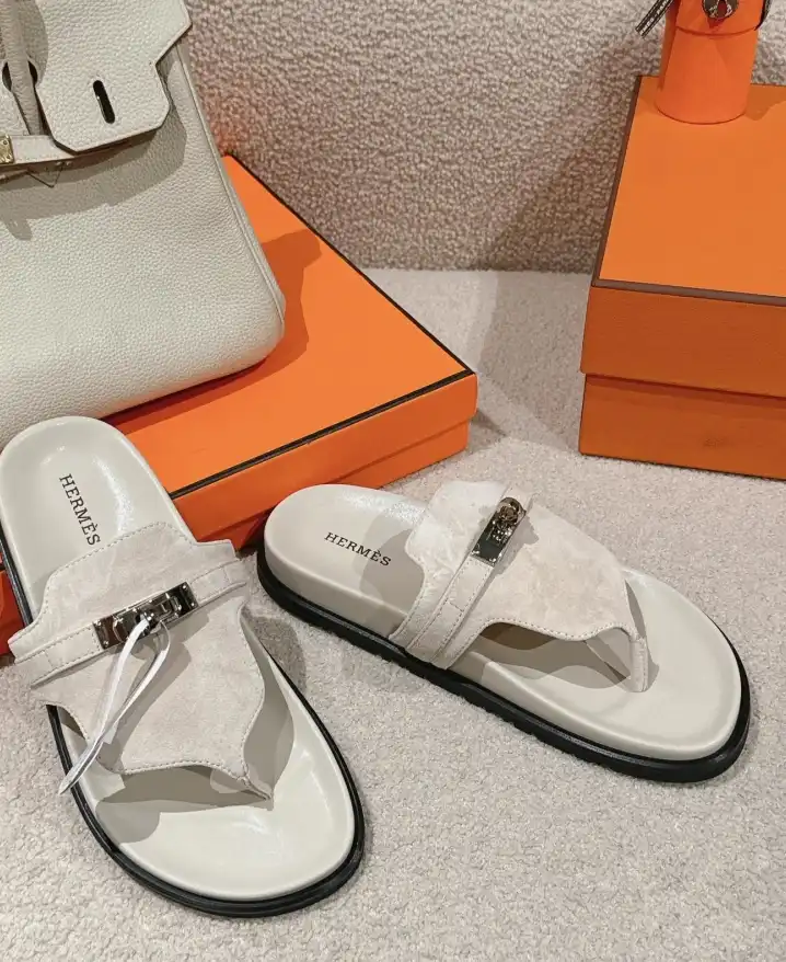 hype Hermes Slippers