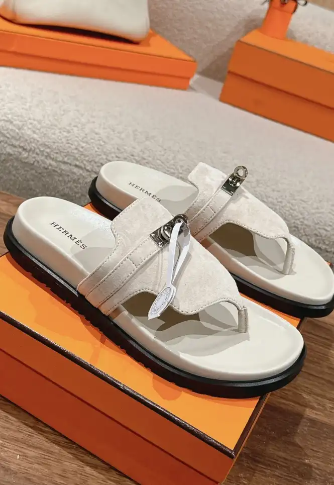 hype Hermes Slippers