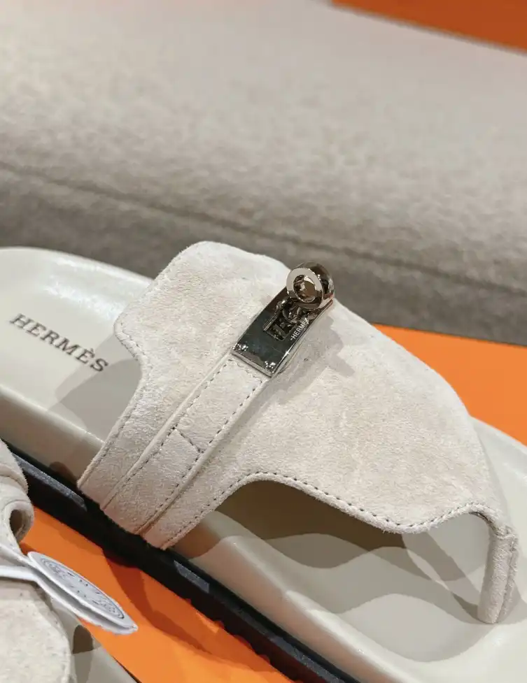 hype Hermes Slippers