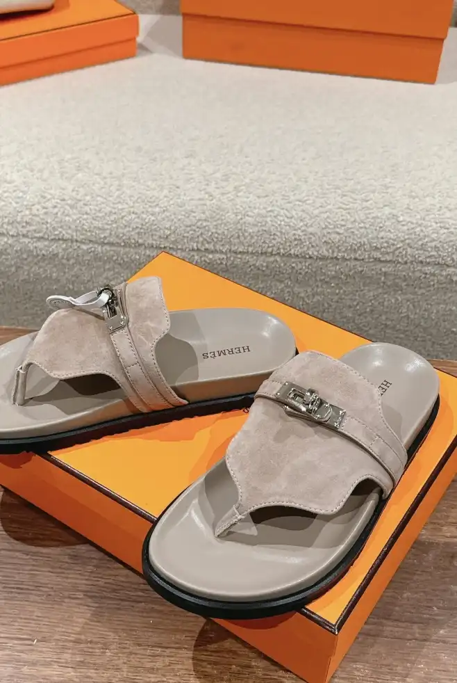 hype Hermes Slippers