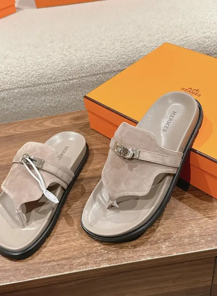 hype Hermes Slippers