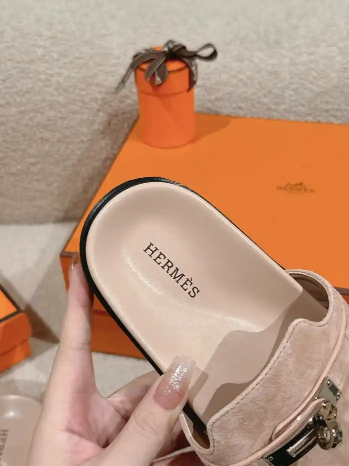 hype Hermes Slippers