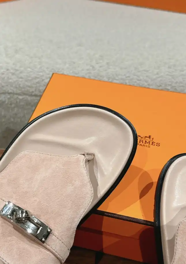 hype Hermes Slippers