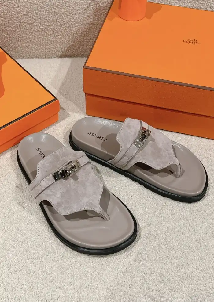 hype Hermes Slippers