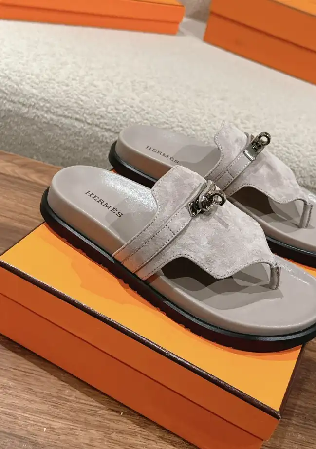 hype Hermes Slippers