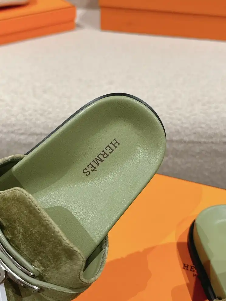 hype Hermes Slippers