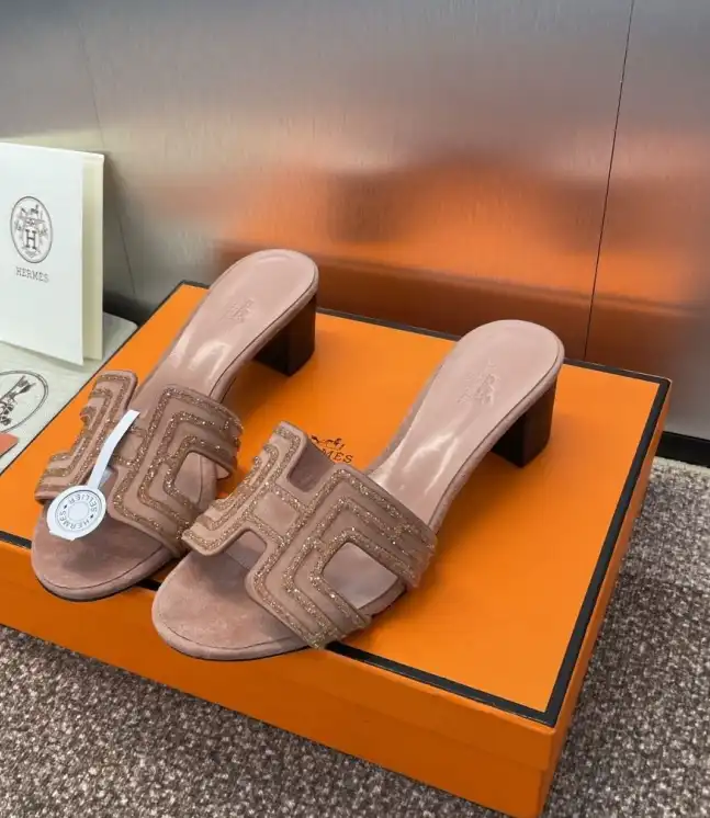 hype Hermes Slippers