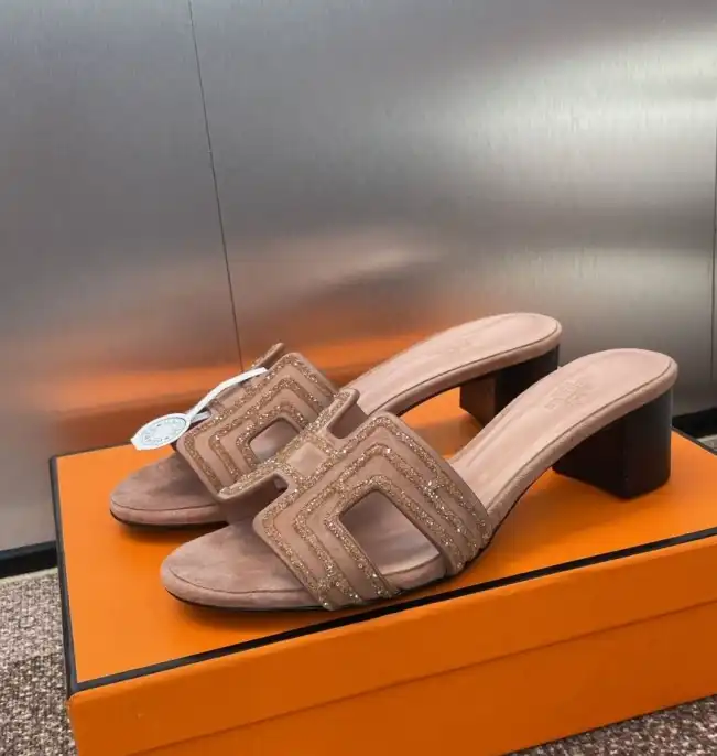 hype Hermes Slippers