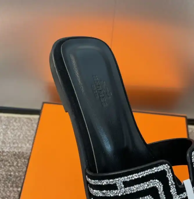 hype Hermes Slippers