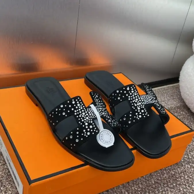 hype Hermes Slippers