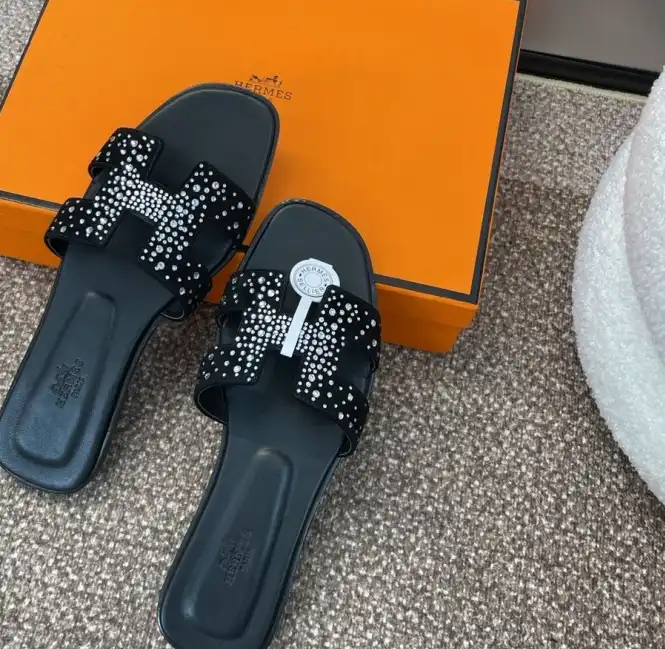 hype Hermes Slippers