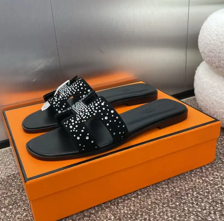 hype Hermes Slippers