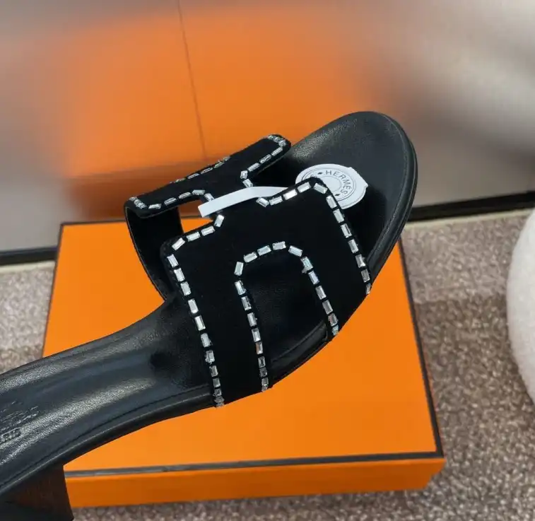 hype Hermes Slippers