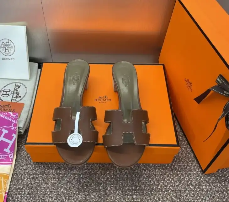 hype Hermes Slippers