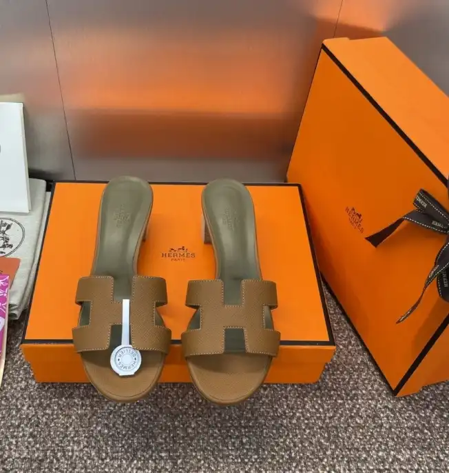 hype Hermes Slippers