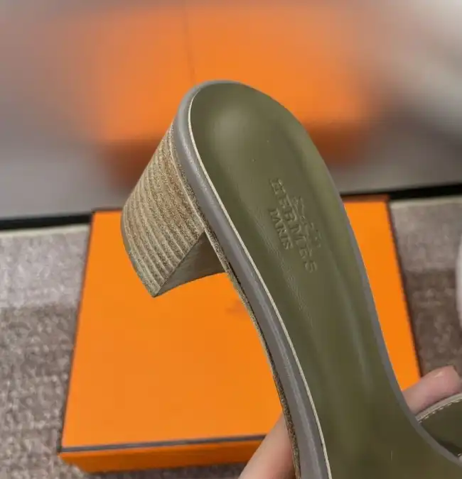 hype Hermes Slippers