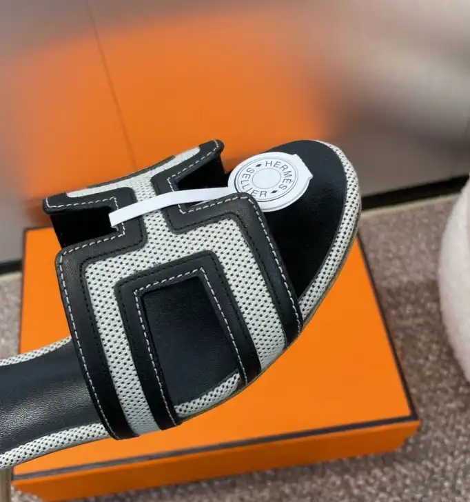 hype Hermes Slippers