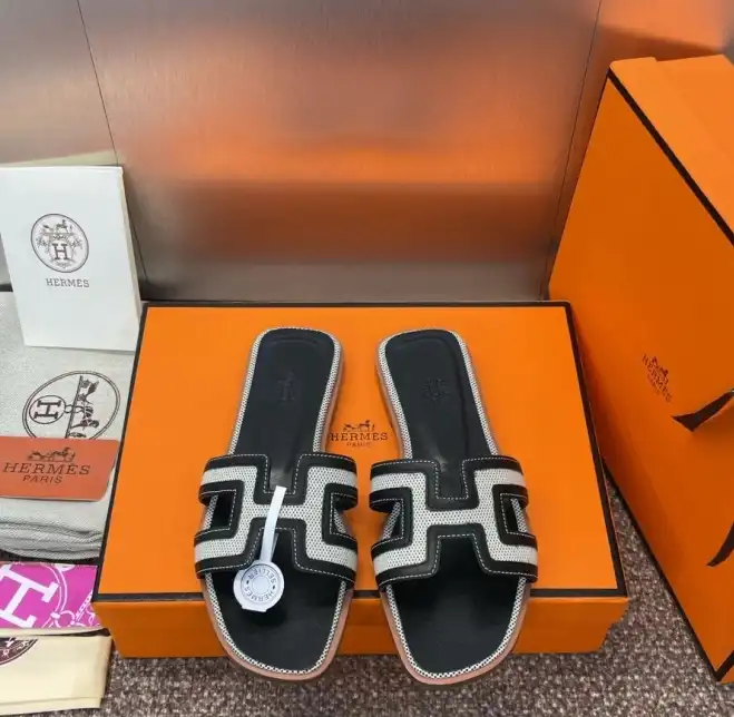 hype Hermes Slippers