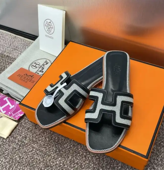 hype Hermes Slippers