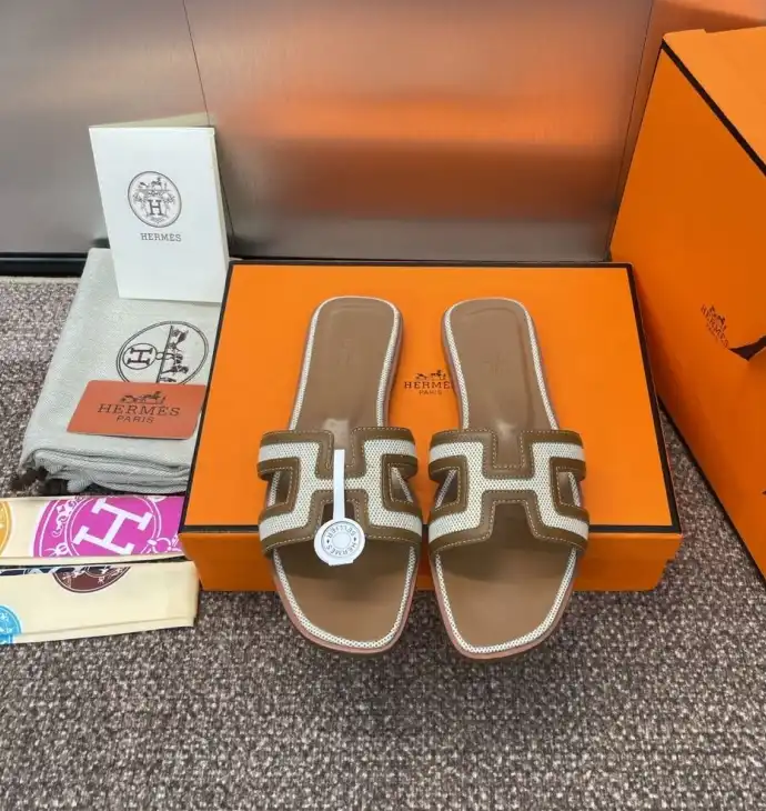 hype Hermes Slippers