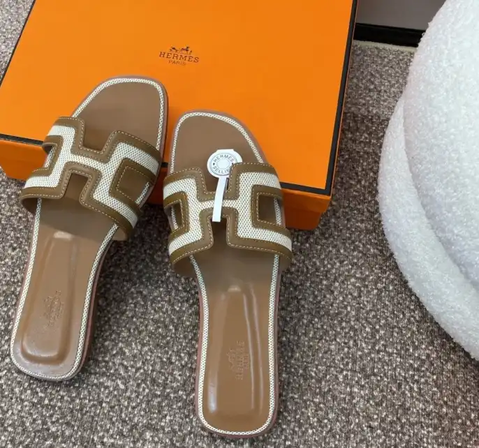 hype Hermes Slippers