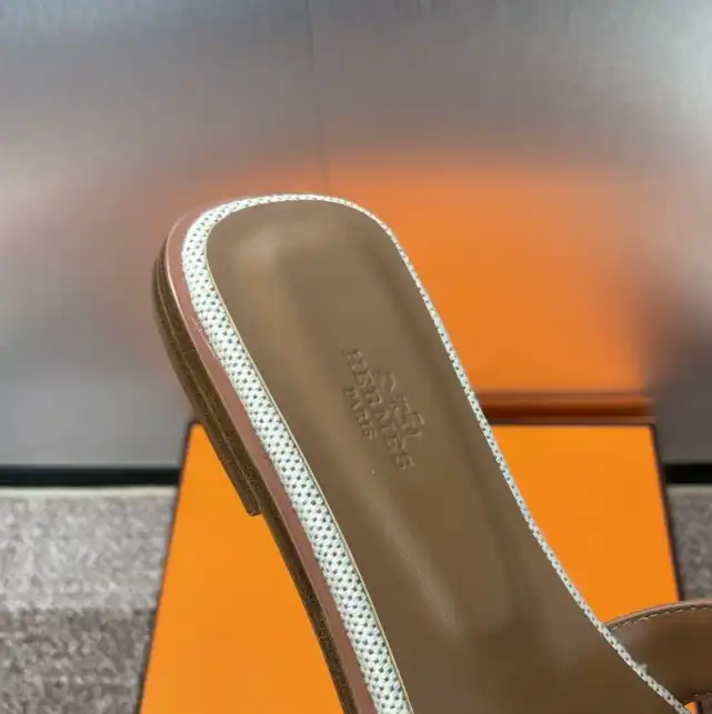 hype Hermes Slippers