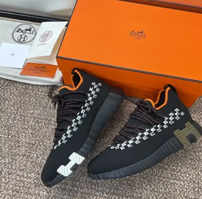 hype Hermes Casual Shoes